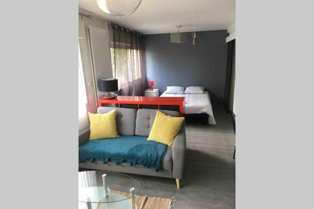 Bel Appartement En Rez De Jardin, 10Min Centre Et 300M Quais De Seine Wifi Rouen Zewnętrze zdjęcie